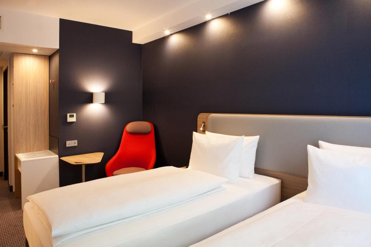 Holiday Inn Express - Offenburg By Ihg Eksteriør billede